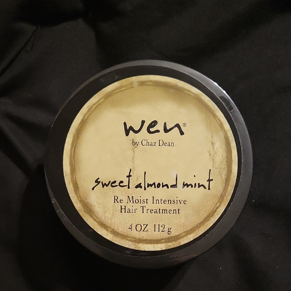 WEN Sweet Almond Mint Re Moist Intensive Hair Treatment